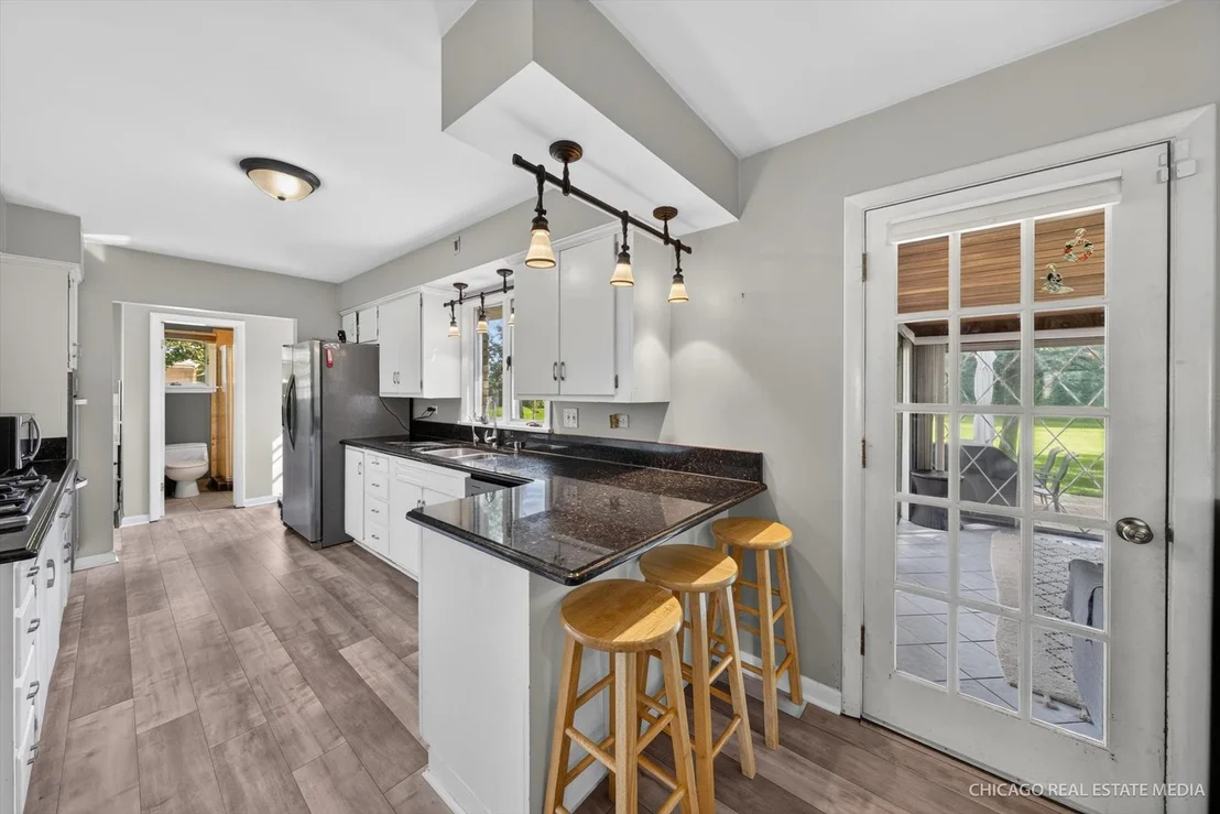 Photo of 465 N Shady Oaks Drive