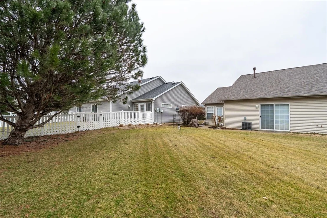 Photo of 16 Grape Vine Lane