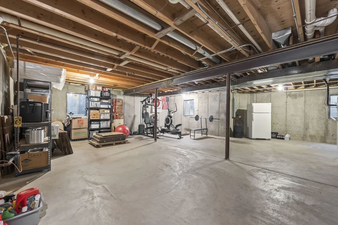Photo of 1155 Charter Oaks Drive