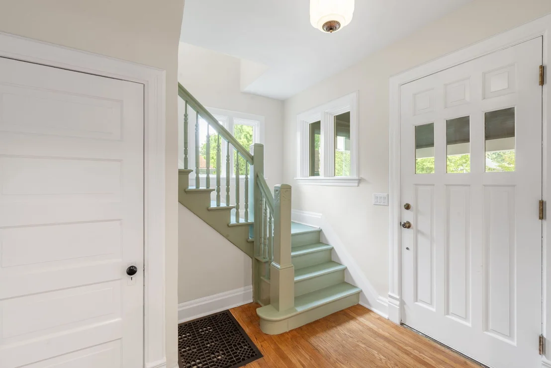 Photo of 4142 Wolf Road