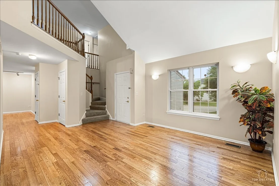 Photo of 7 Eagle Court
