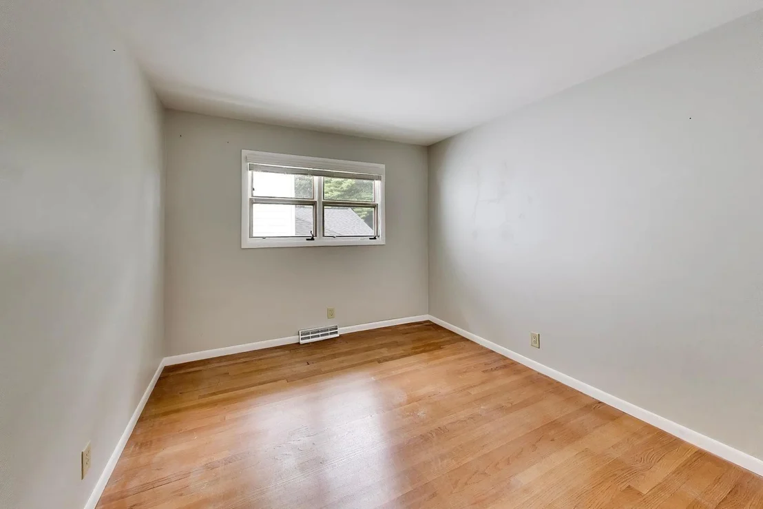 Photo of 717 Cheever Avenue