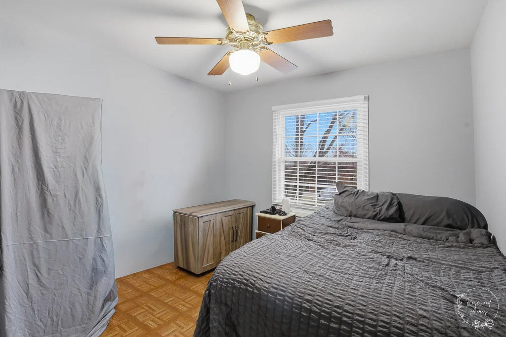 Photo of 209 Meadows Road S