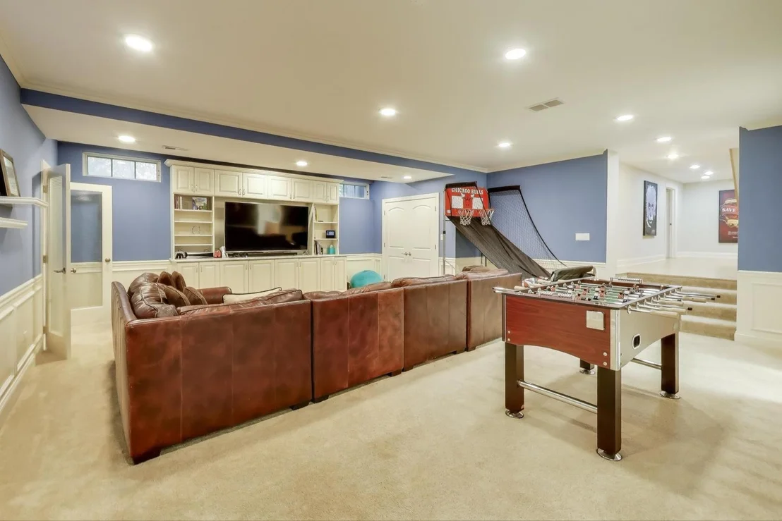 Photo of 547 JACKSON Avenue