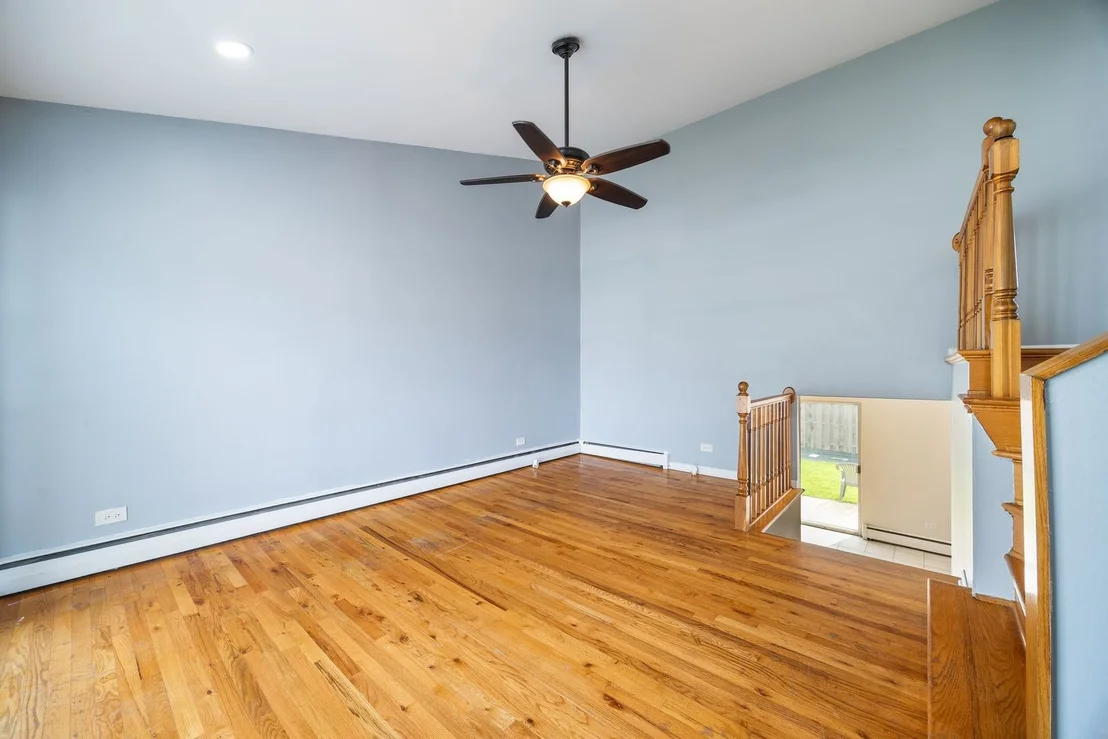 Photo of 8837 Robin Drive