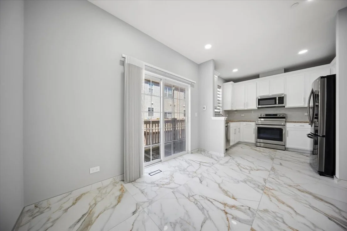 Photo of 1244 Evergreen Avenue