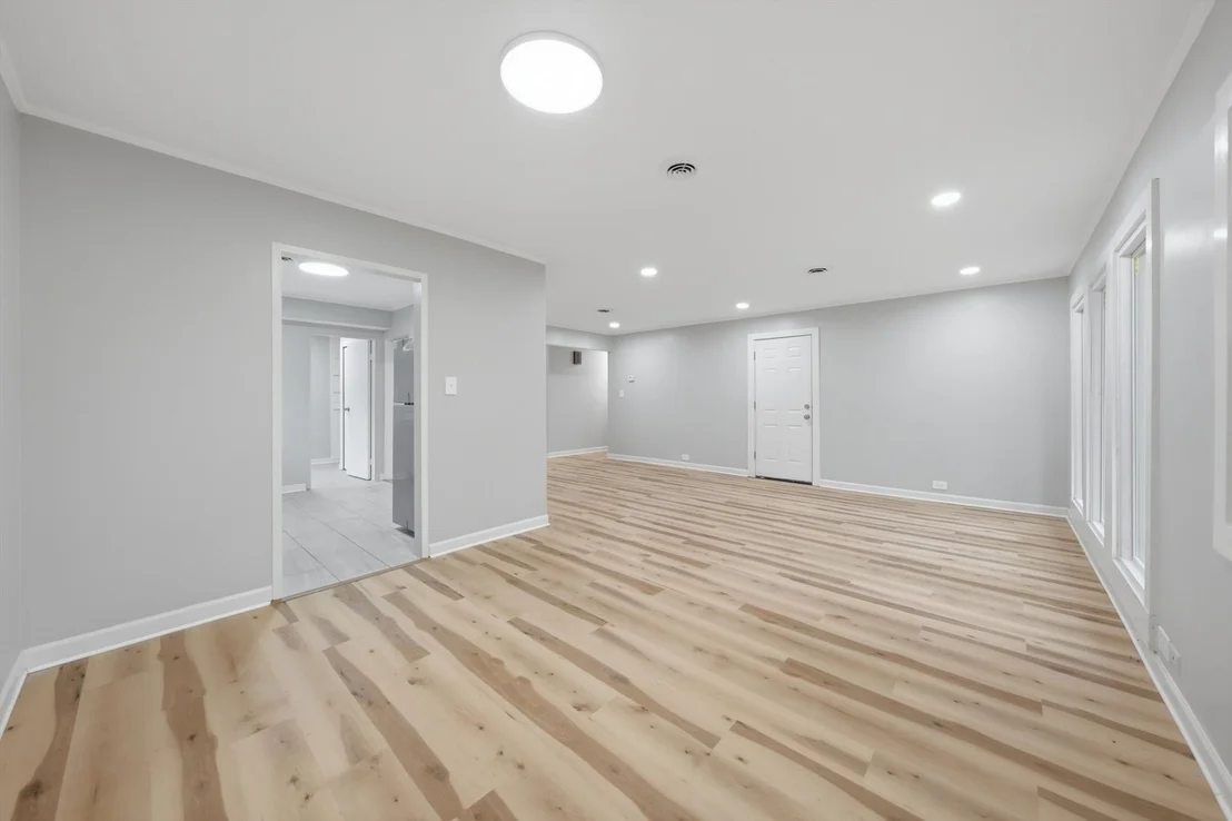 Photo of 275 Rich Road