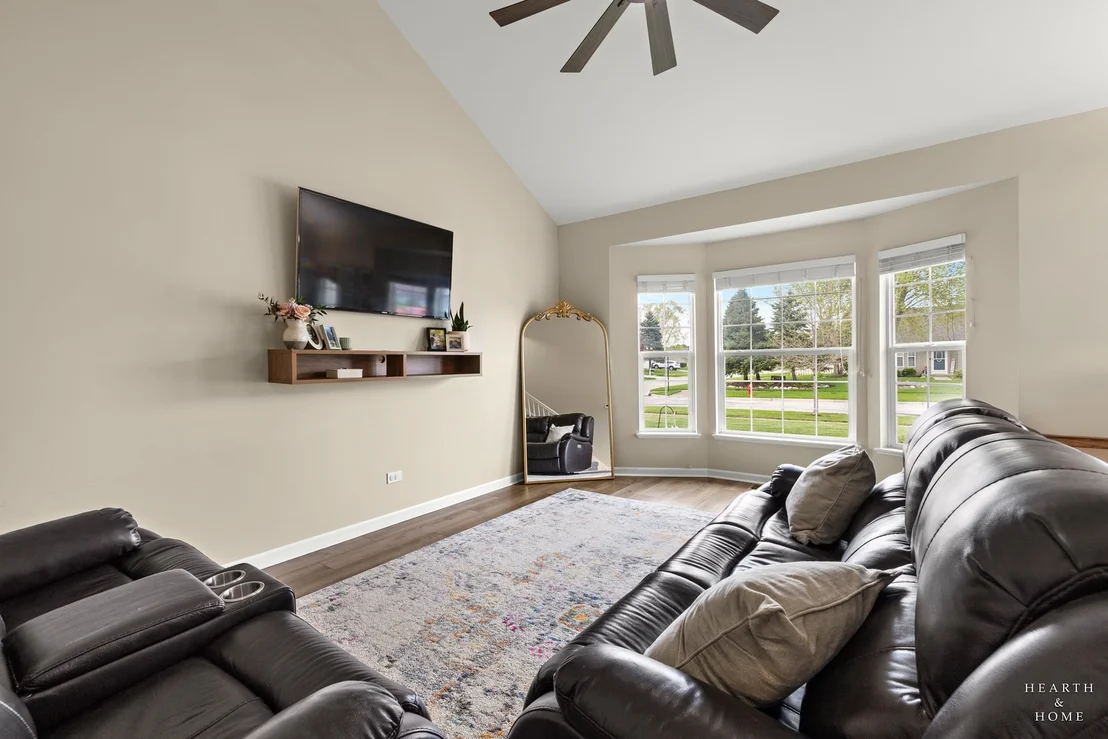 Photo of 5832 Landcaster Circle