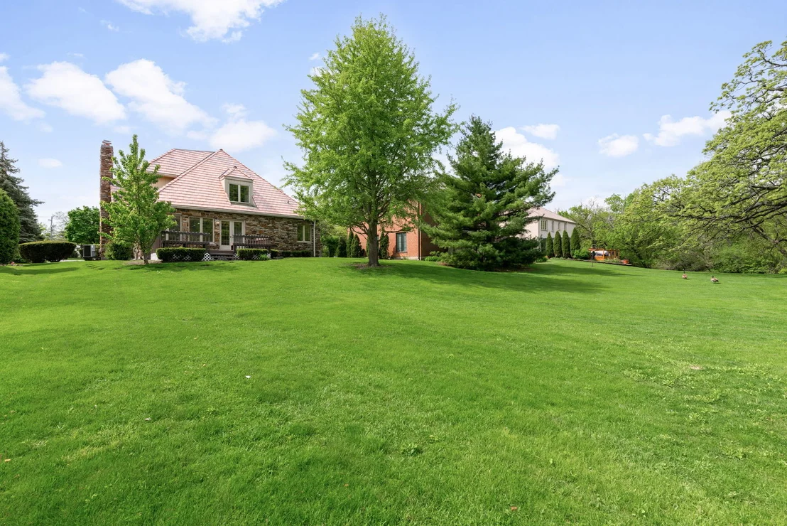 Photo of 910 Red Fox Lane