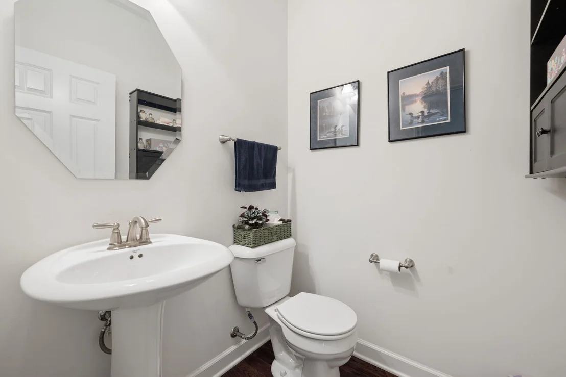 Photo of 903 Foxview Drive