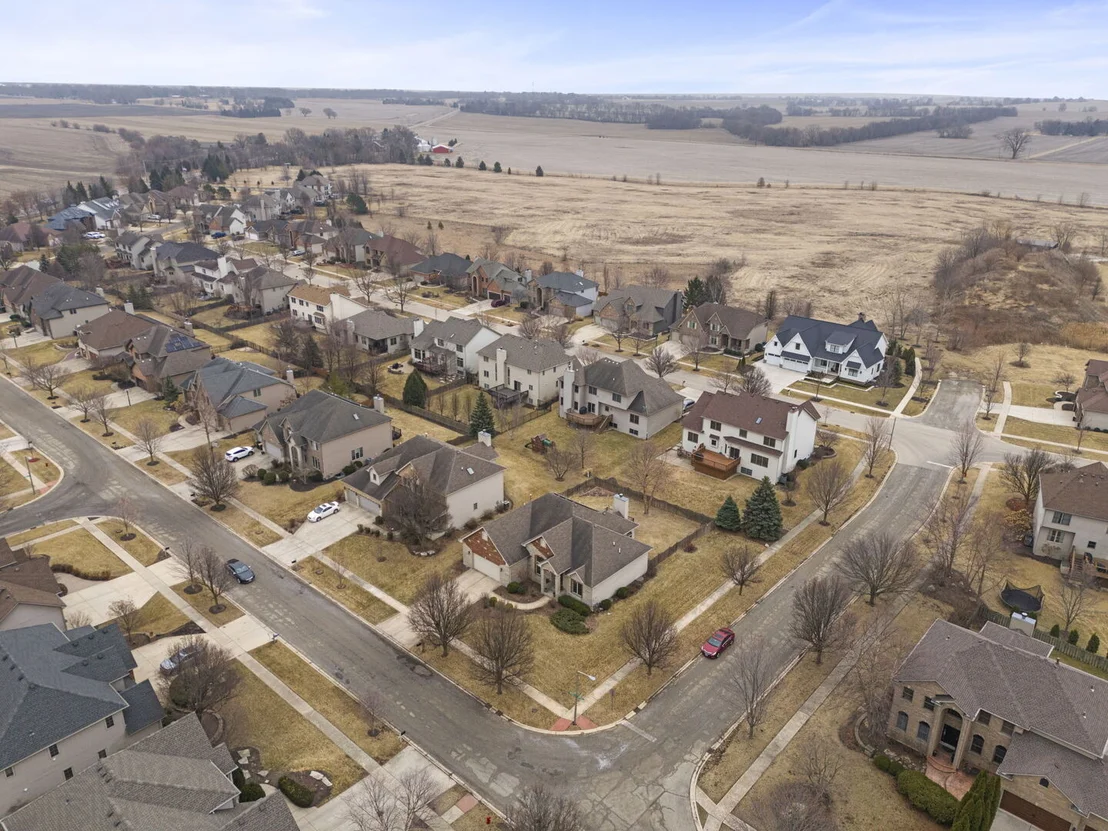Photo of 204 Amherst Circle