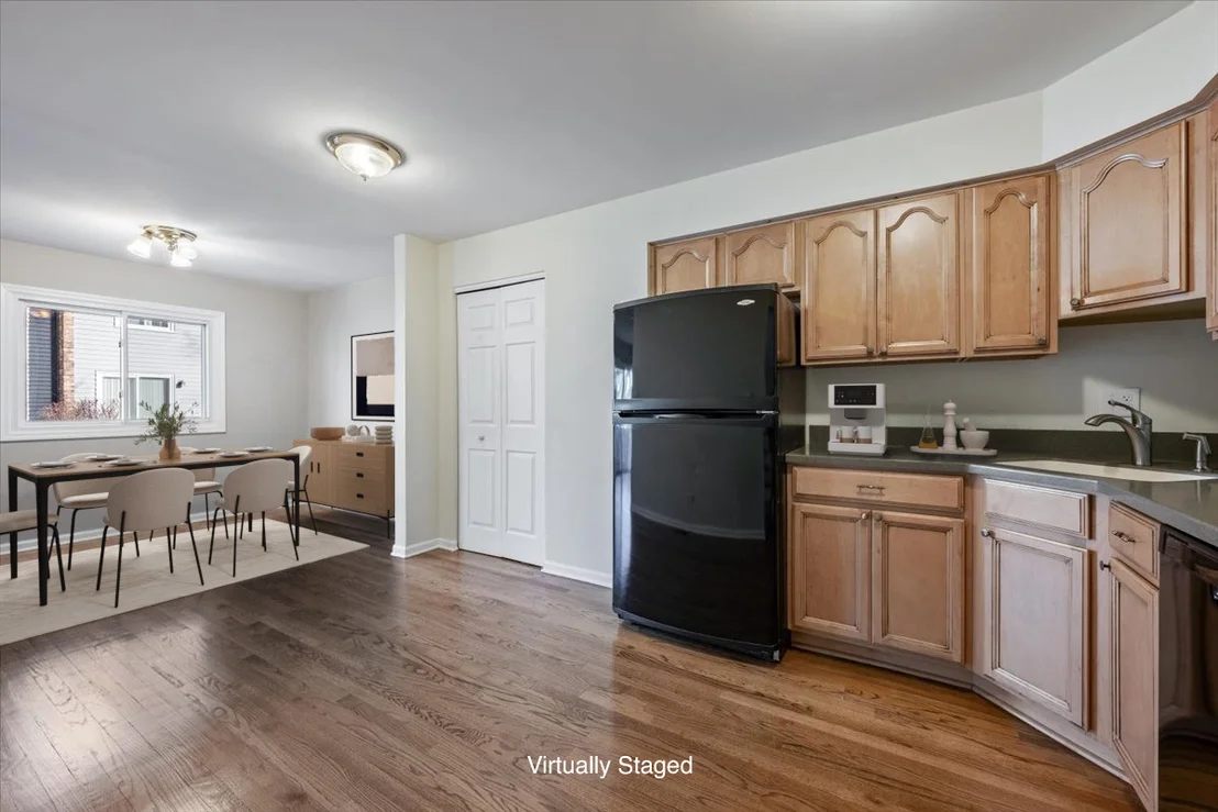 Photo of 709 Lakeside Circle Drive