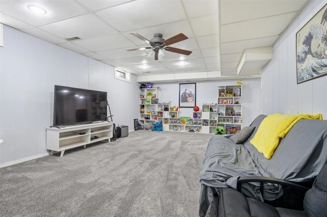 Photo of 501 Augustine Way