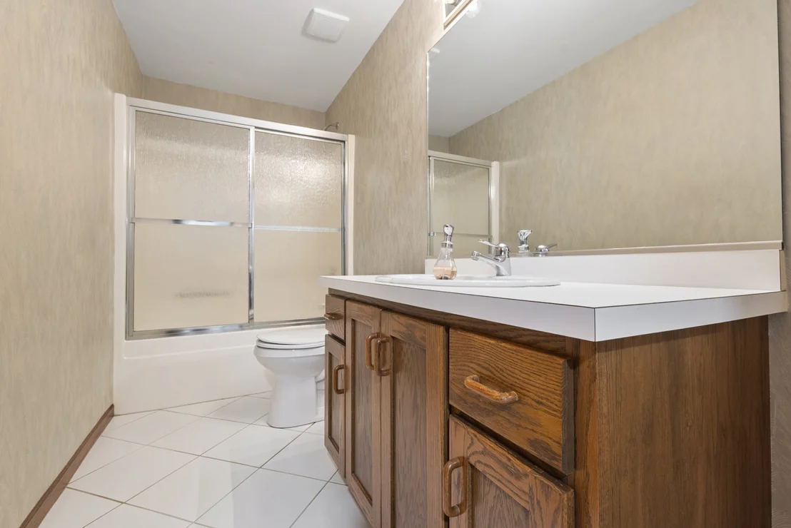 Photo of 9342 Sutton Place