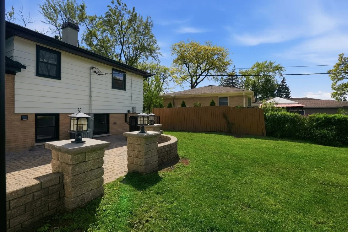 Photo of 1602 W Willow Lane