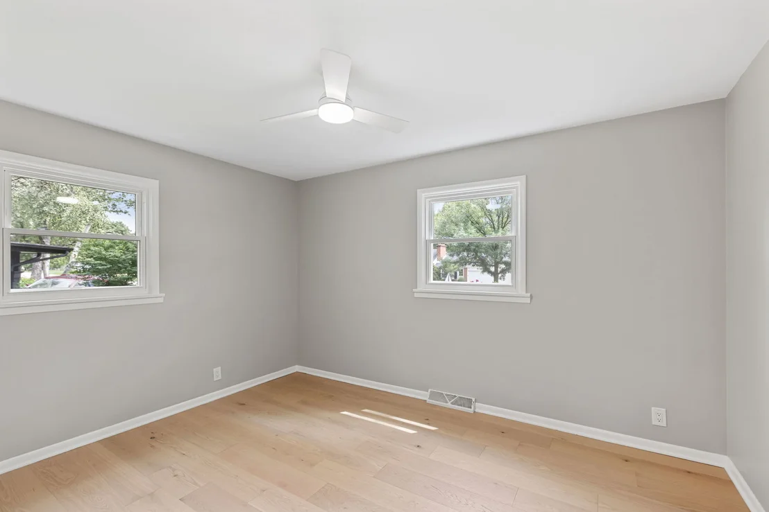 Photo of 624 Willow Lane