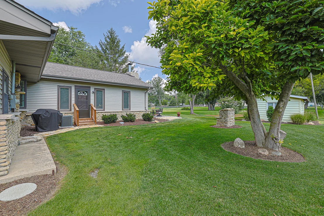 Photo of 824 Ogden Road