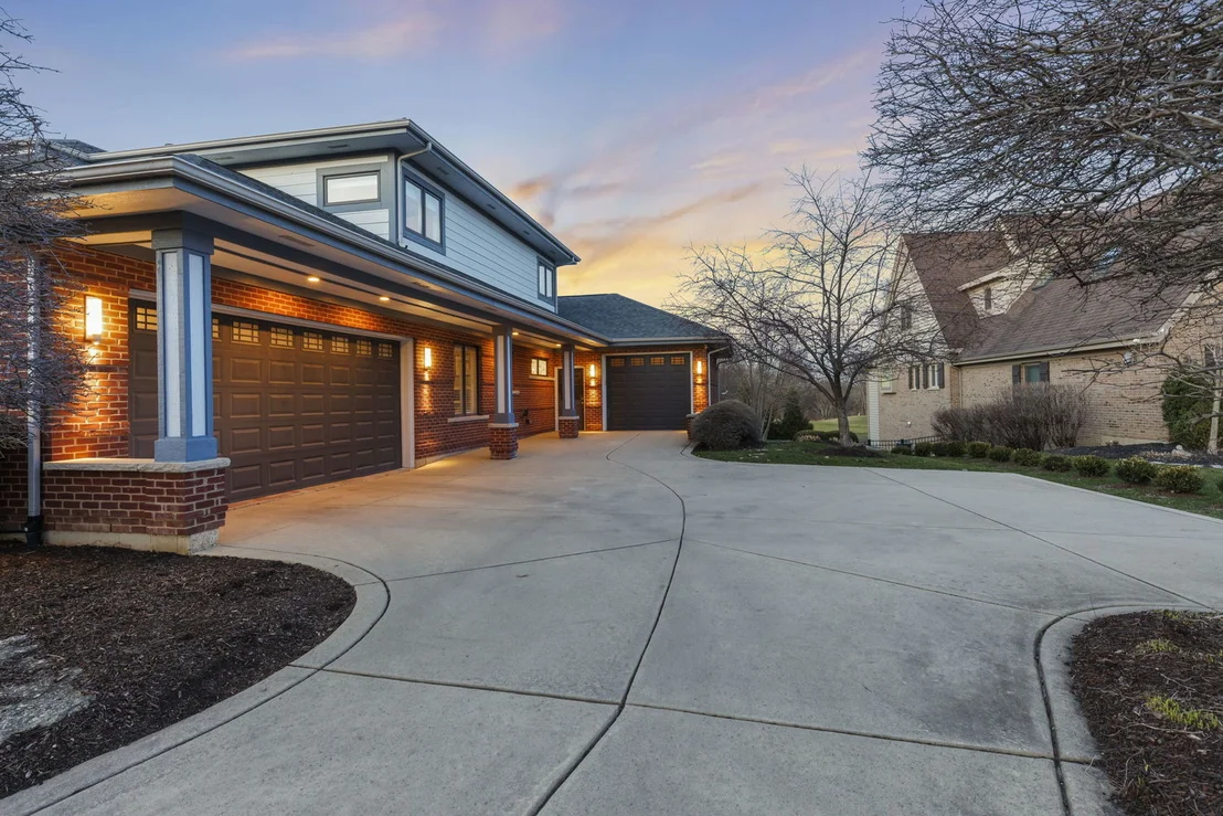 Photo of 0N123 Alexander Drive