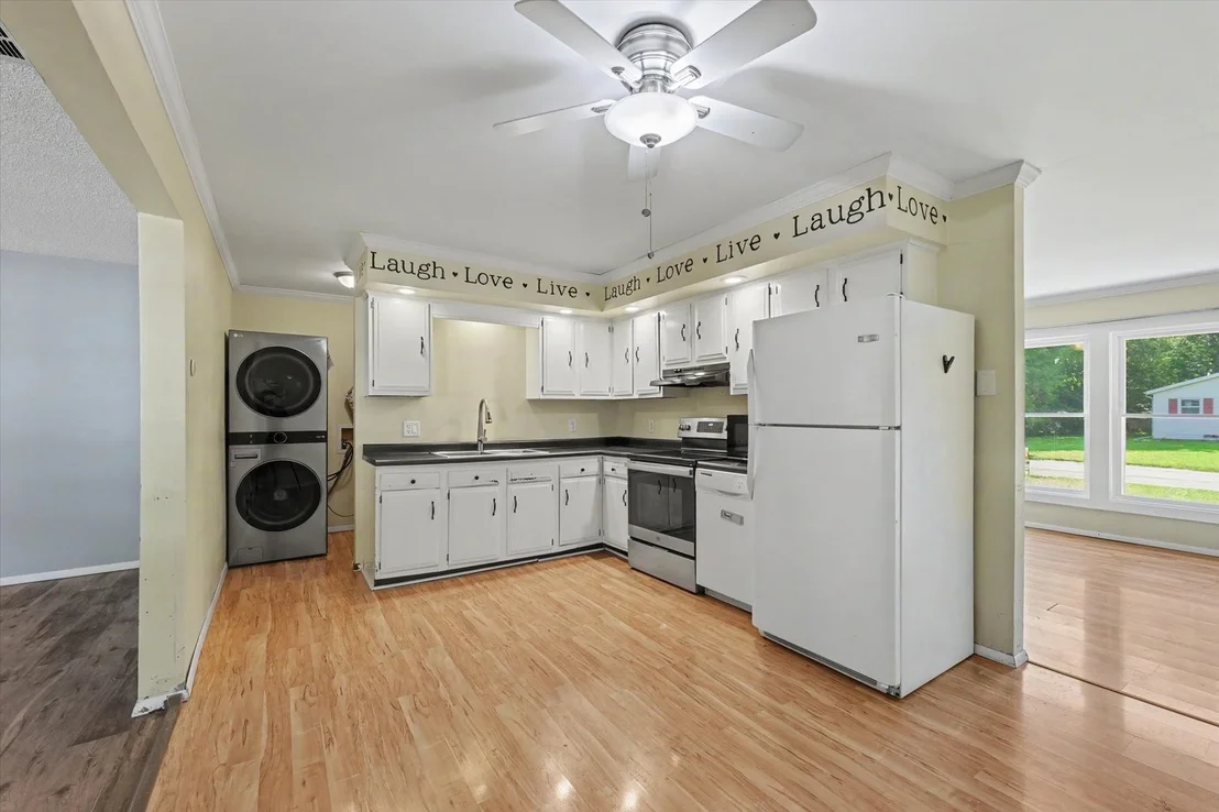 Photo of 406 NORTHGATE Drive