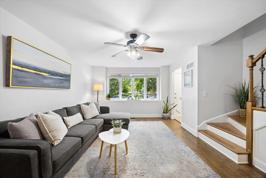 Photo of 333 N Hale Street