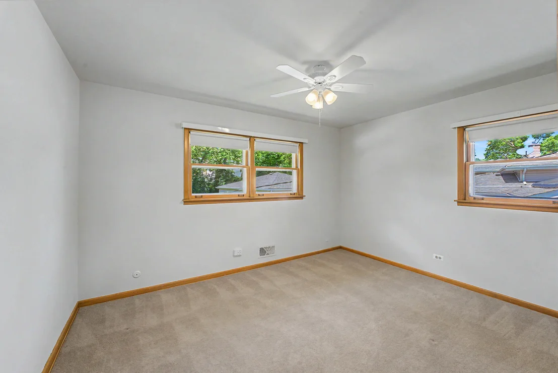 Photo of 332 Crescent Drive