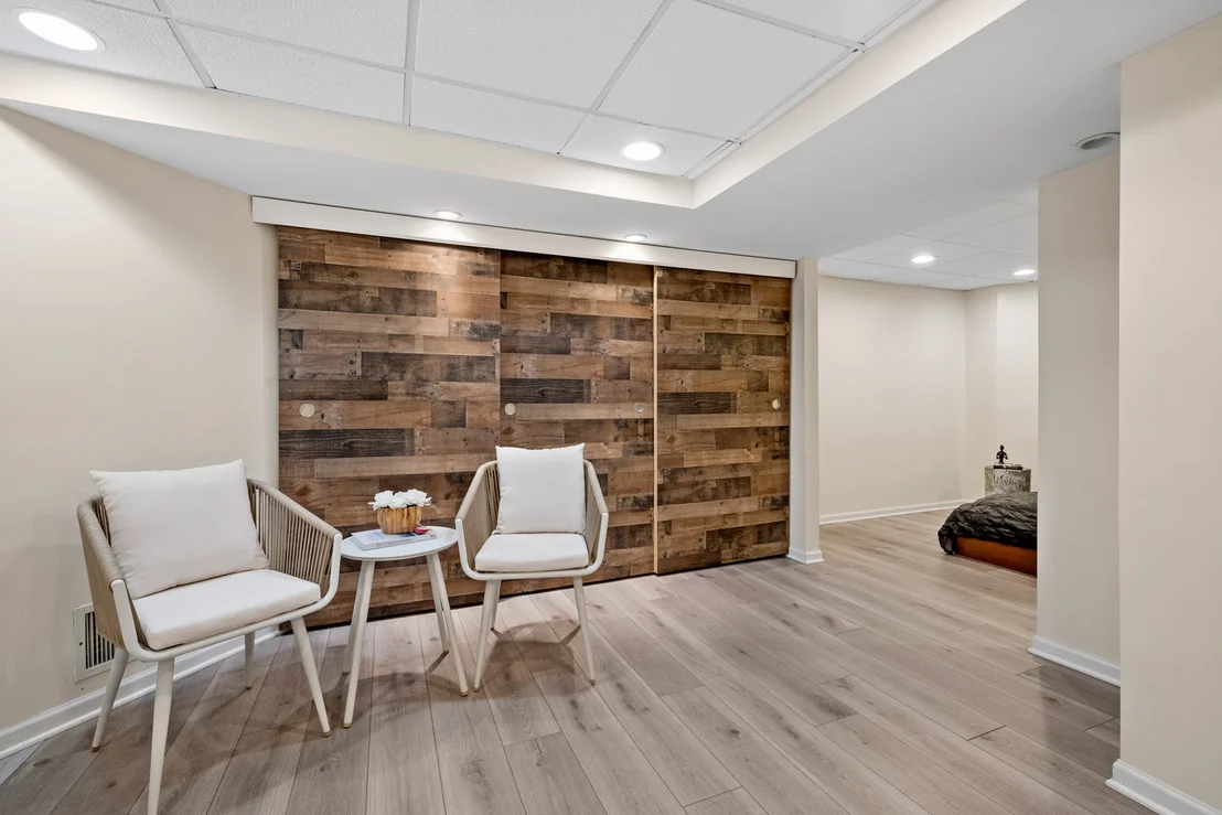 Photo of 285 Lorraine Circle