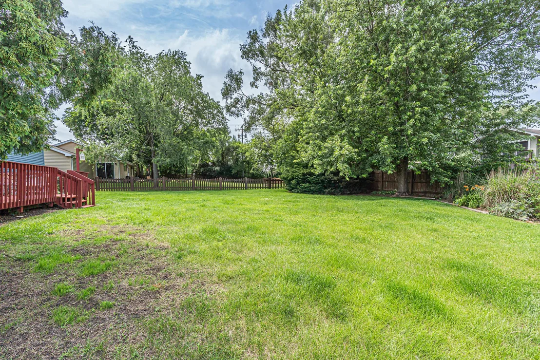 Photo of 2504 W Fairview Lane