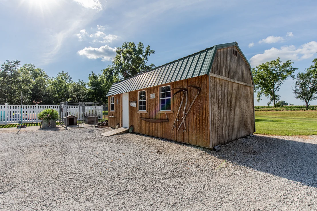 Photo of 467 N 42nd Road