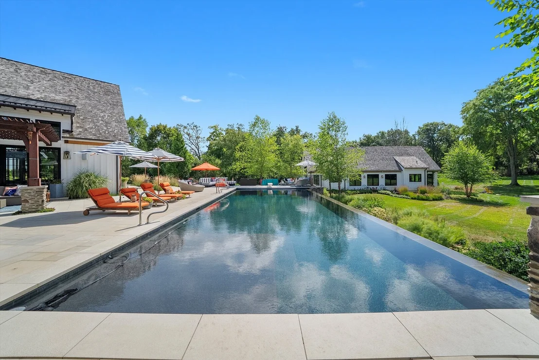 Photo of 201 Oakdene Drive