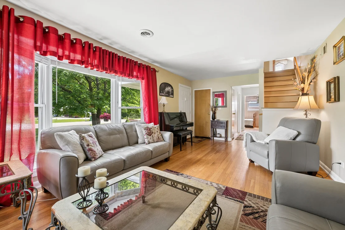 Photo of 99 Fox Lane