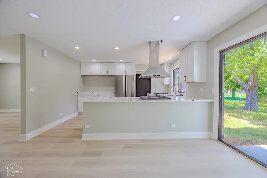 Photo of 742 Voyager Drive