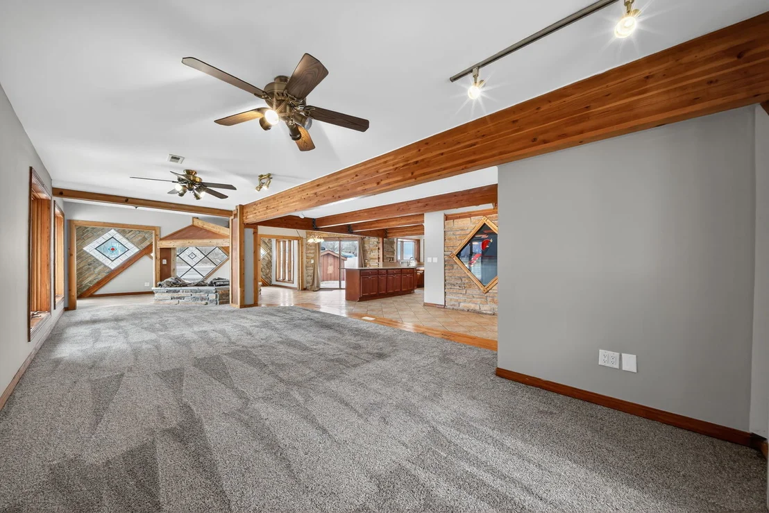 Photo of 6N263 River Drive