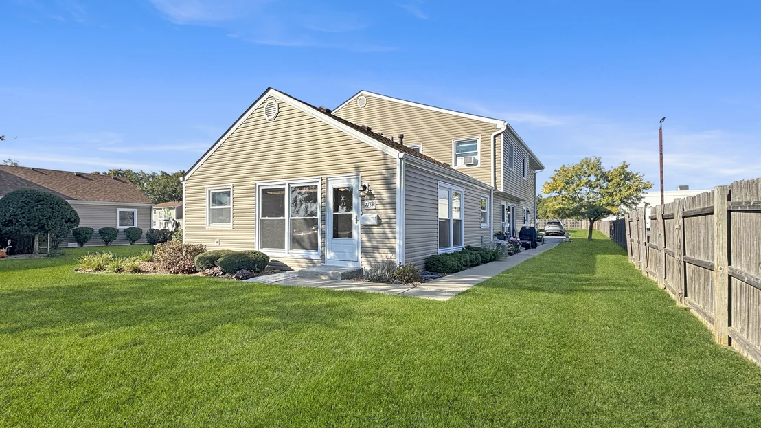 Photo of 7784 159th Place