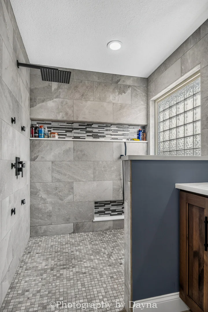 Photo of 501 Highpoint Circle N