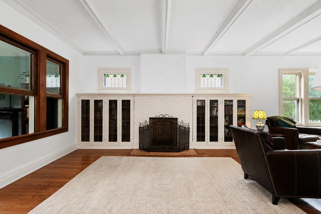 Photo of 136 Washington Circle