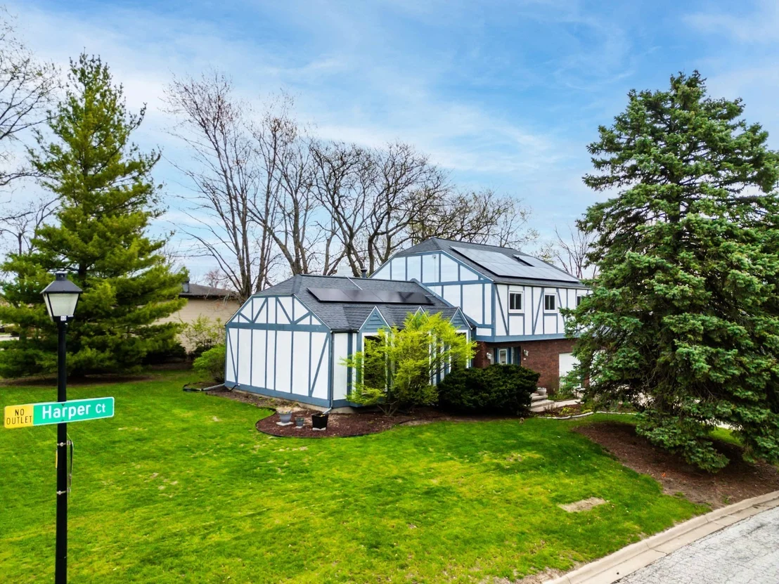 Photo of 300 Harper Court
