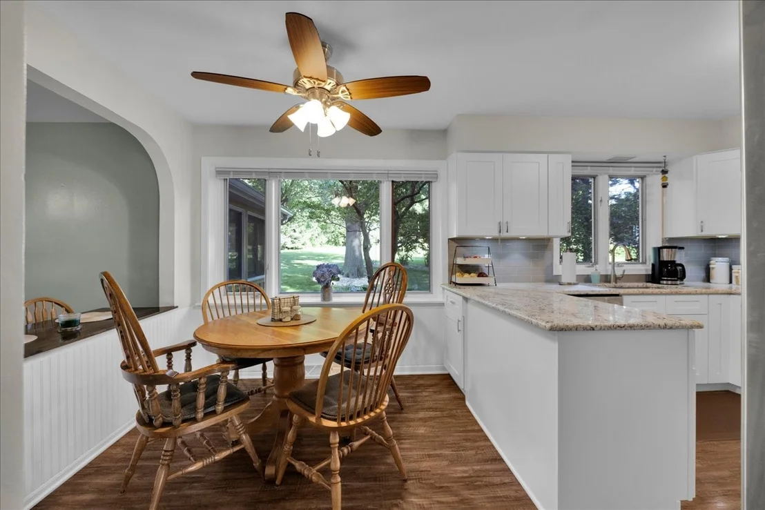 Photo of 41W210 Mare Lane