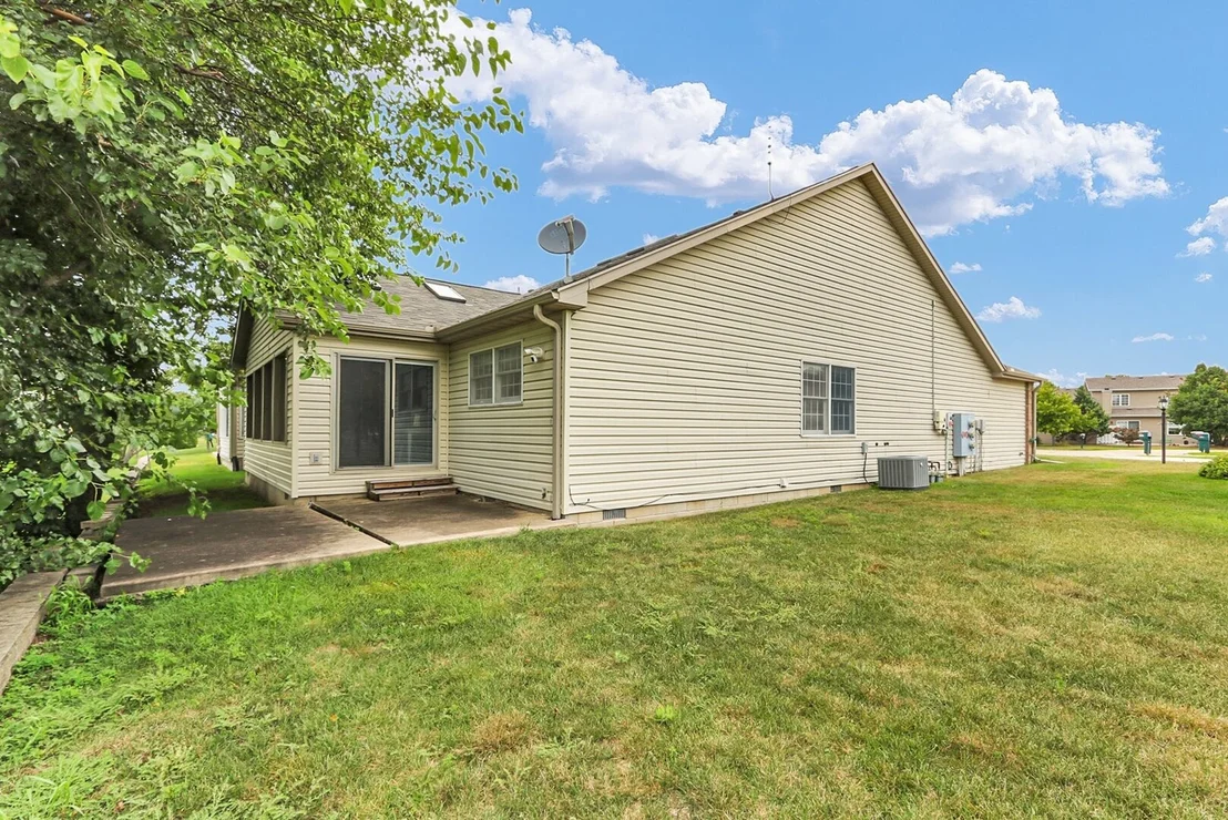 Photo of Unit 1 at 1614 Windward Point