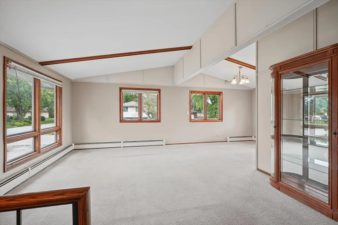Photo of 814 Pinecrest Drive