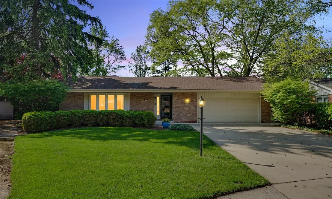 Photo of 1115 Foothill Drive