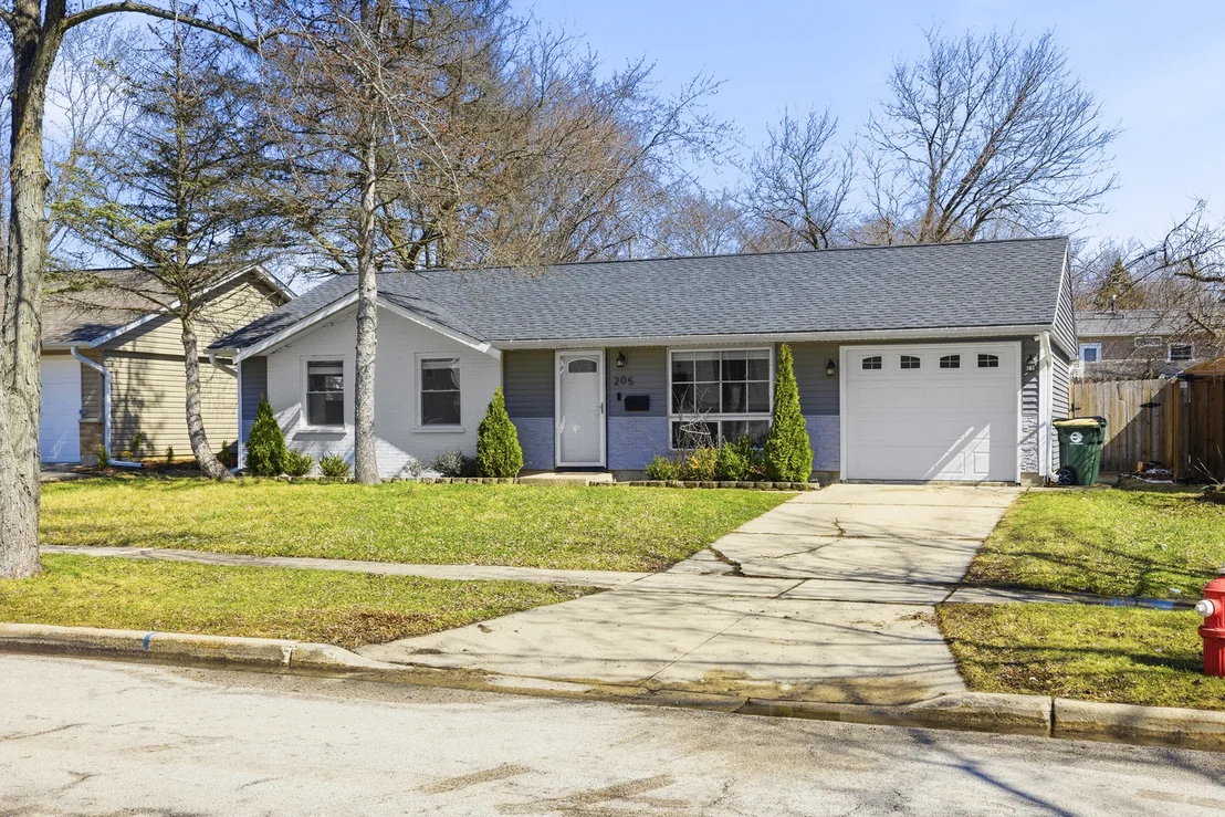 Photo of 205 Villa Road
