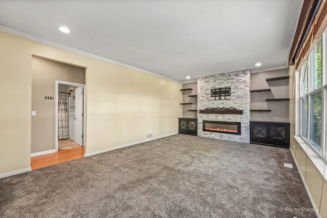 Photo of 2211 Hazelwood Drive