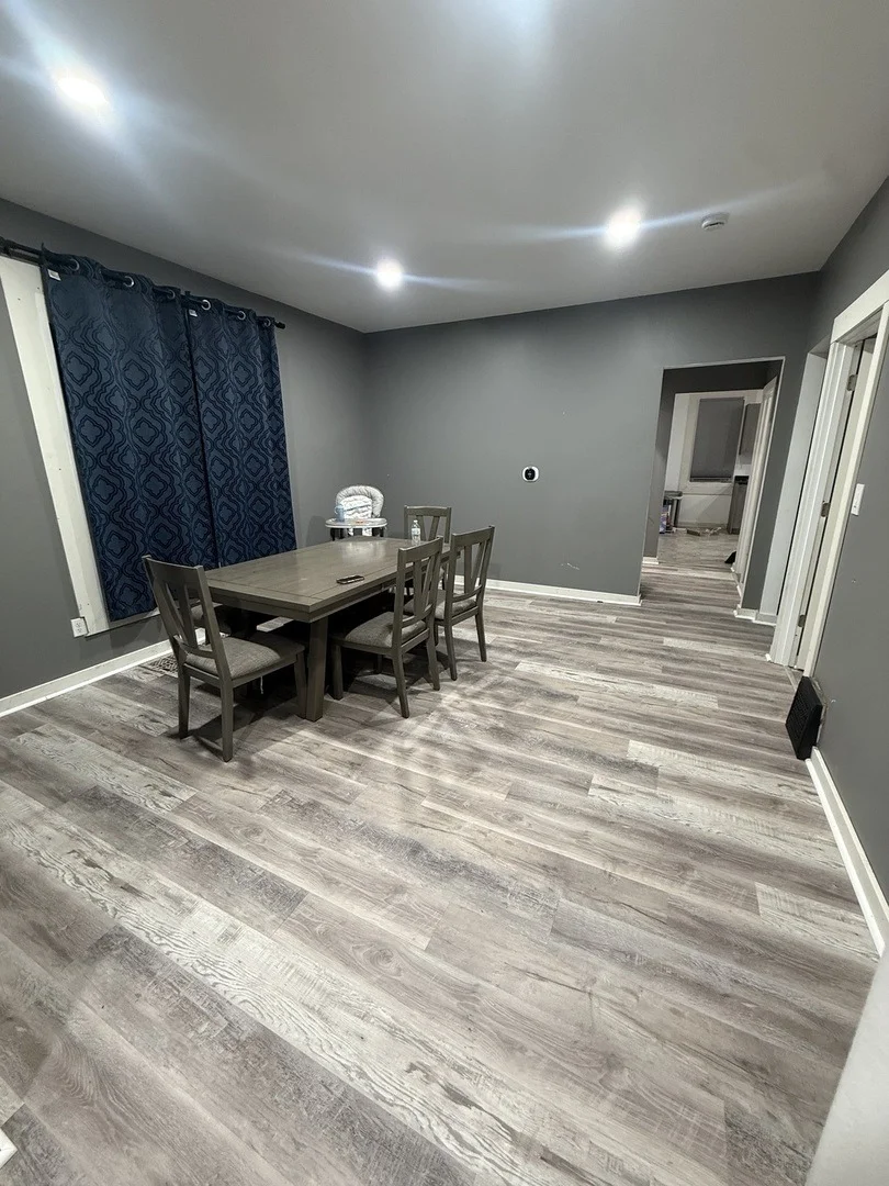 Photo of 35 W 108th Place