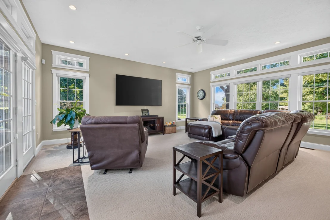 Photo of 9159 Deer Ridge Drive