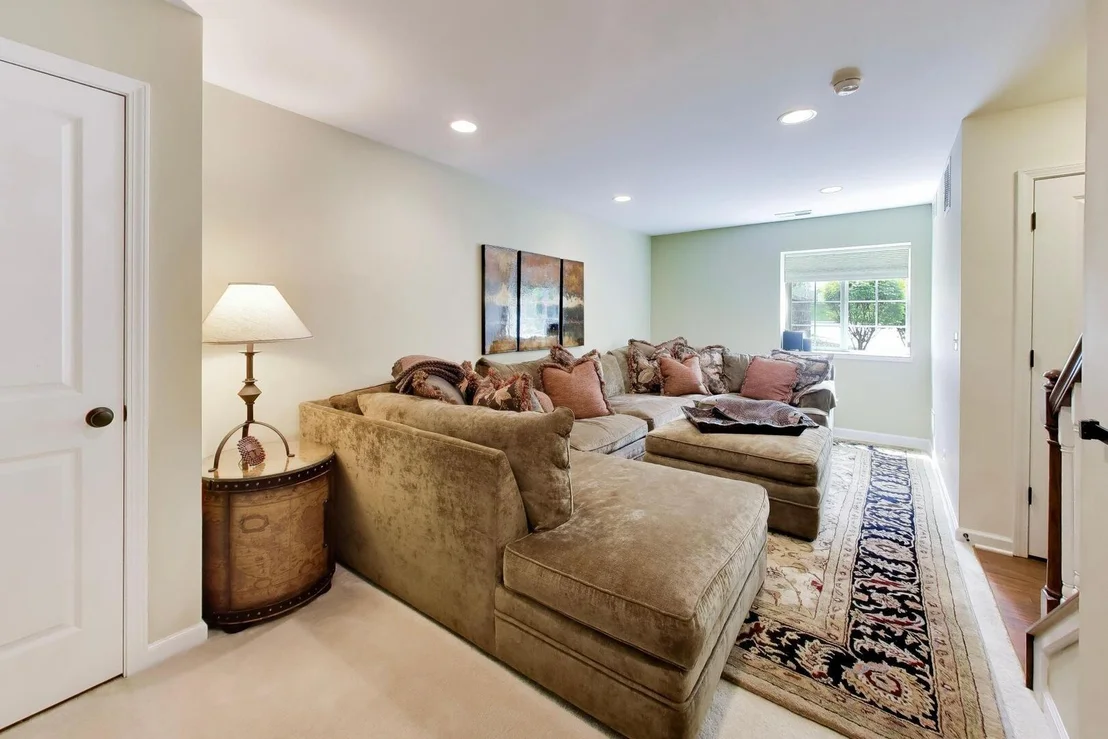 Photo of 1331 Avery Avenue