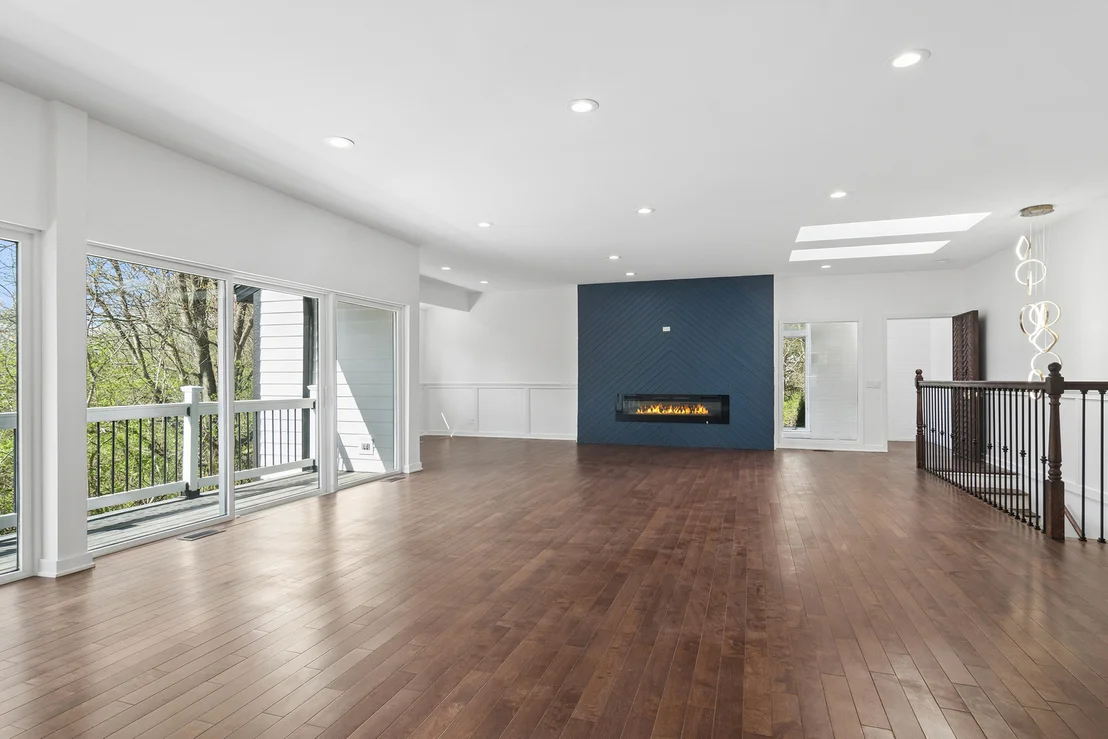 Photo of 6739 Lakeridge Drive