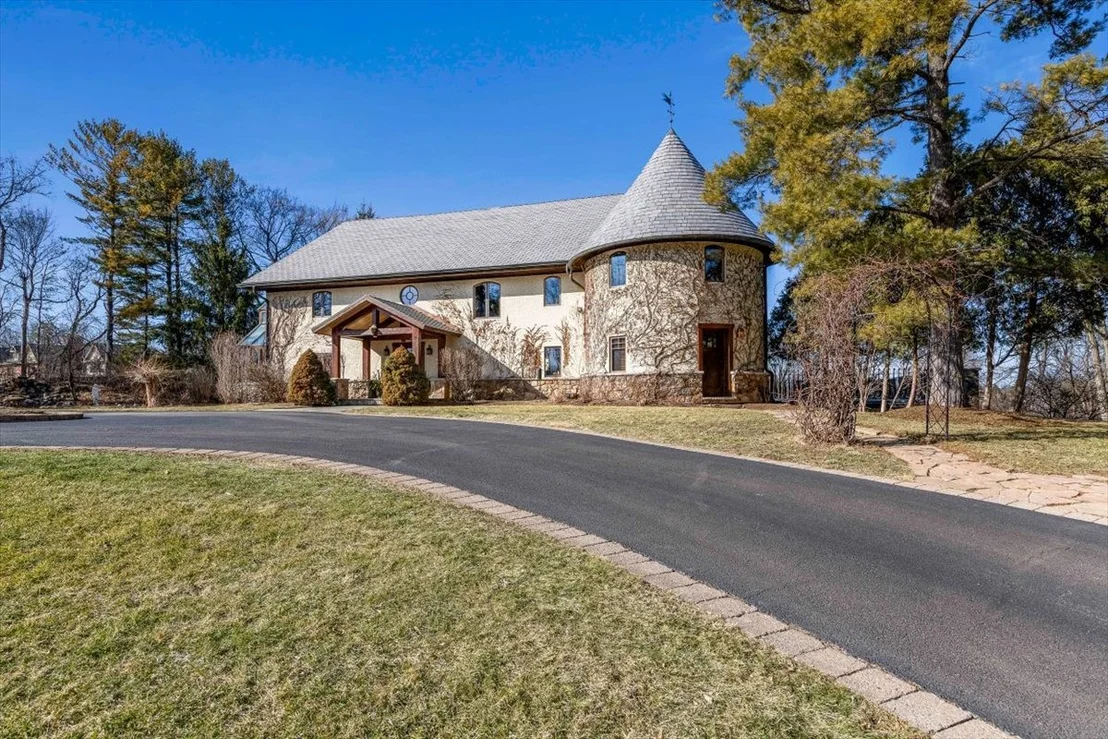 Photo of 236 Steeplechase Road