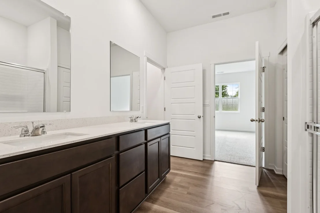 Photo of 6453 Maple Glen Drive
