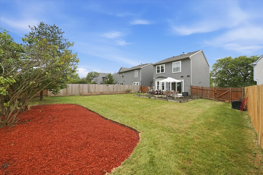 Photo of 1274 Robin Drive
