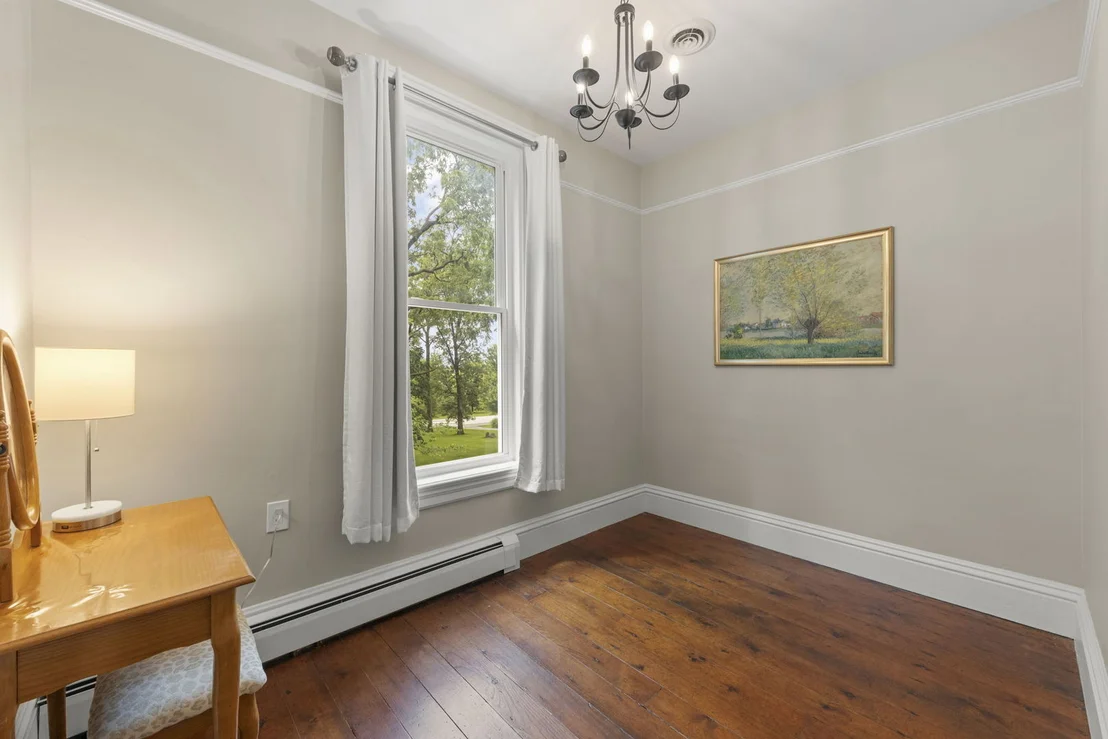 Photo of 7479 Grove Road